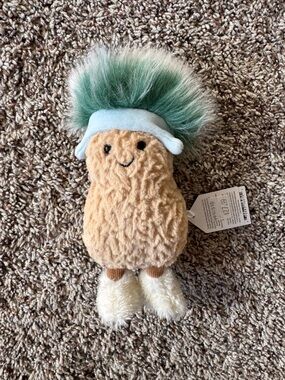 Jellycat Amuseables Peanut Après Ski